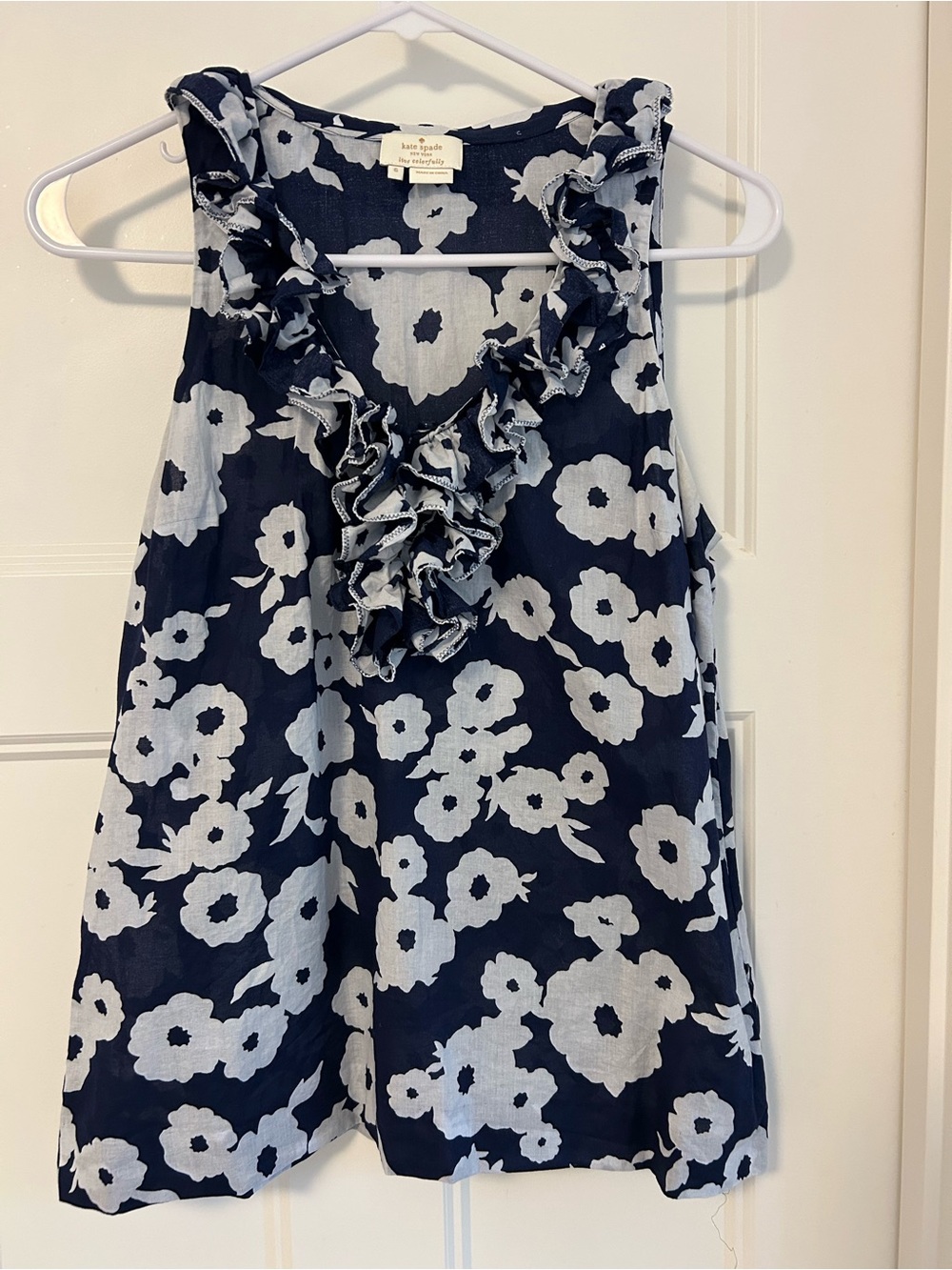 Kate spade ♠️ Sleeveless Ruffle-Neck Floral Top - Black & White- size 6